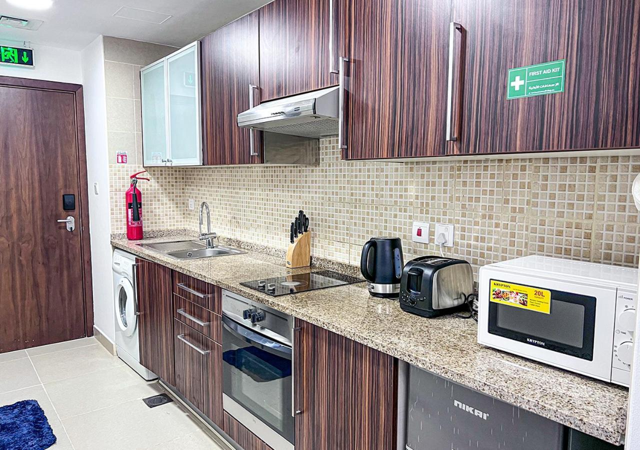 Cosmos Living Modern Studio Near Dubai Marina Ngoại thất bức ảnh
