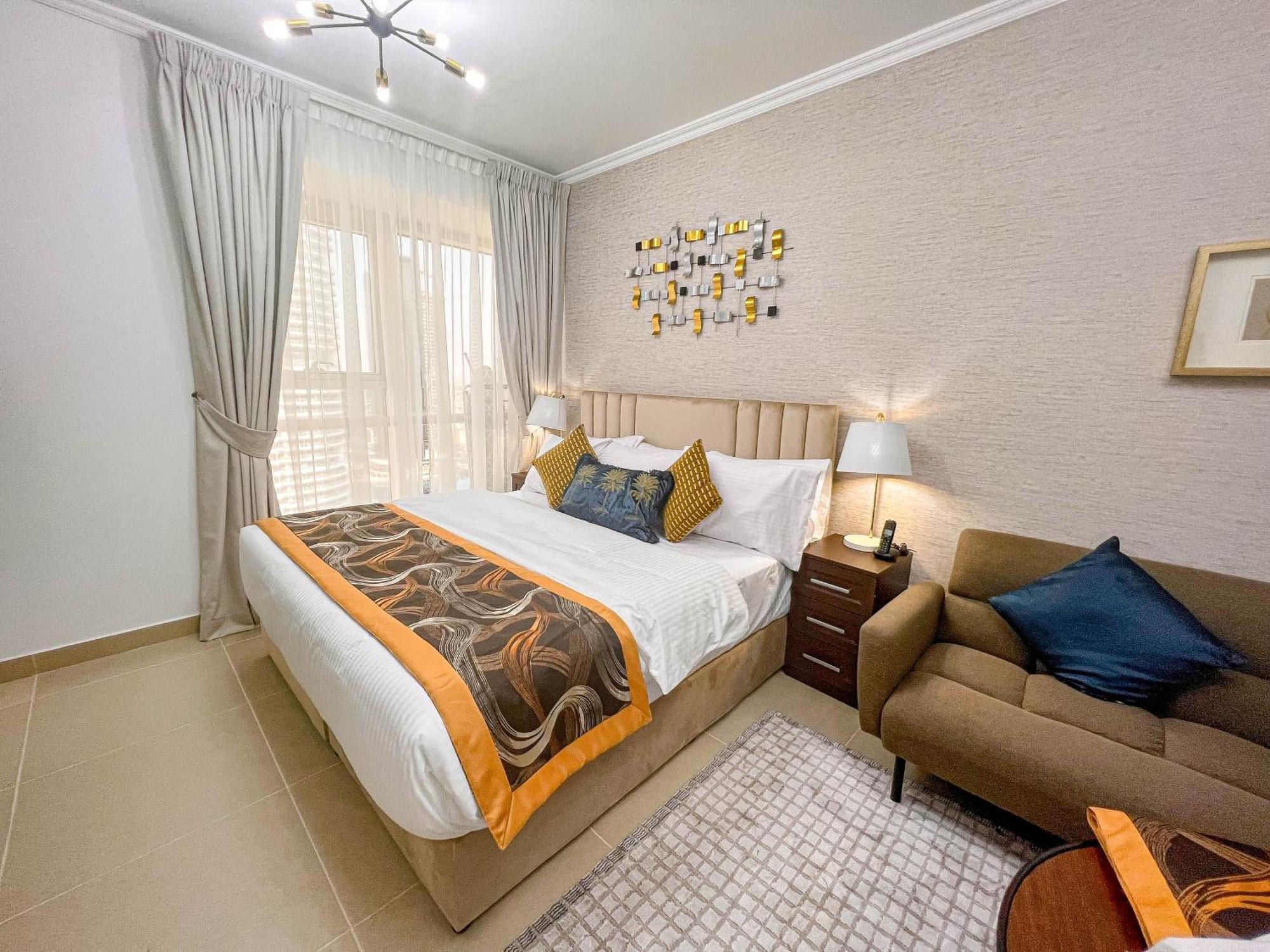Cosmos Living Modern Studio Near Dubai Marina Ngoại thất bức ảnh